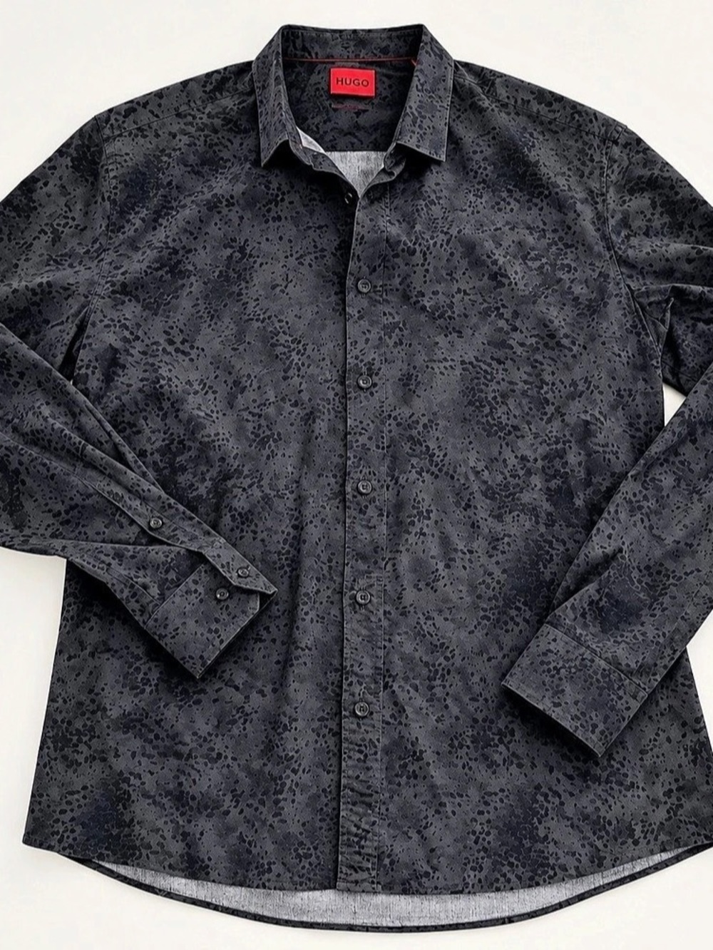HUGO Men's Abstract Button Down Shirt in Black